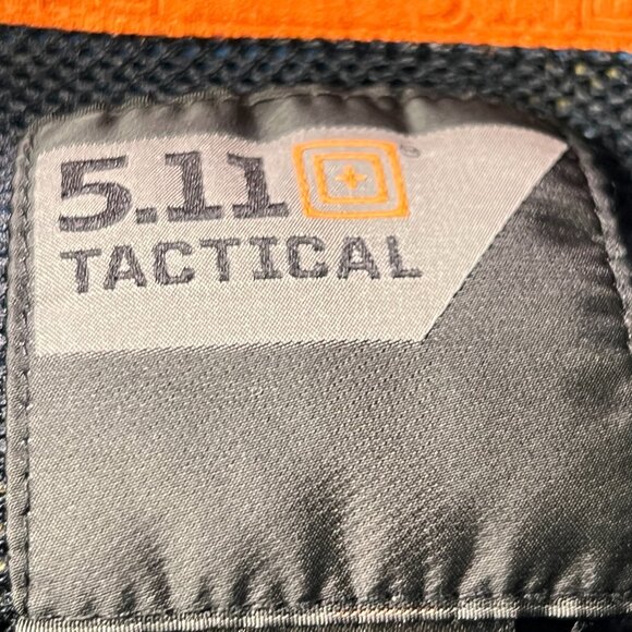 511 Tactical Concealment Covert Shirt Mens M Blue Plaid Flannel Snaps Hook Loop - Picture 3 of 11